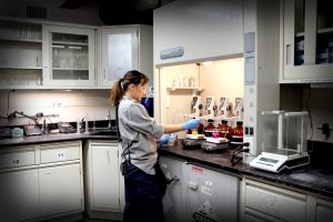 Lab operator